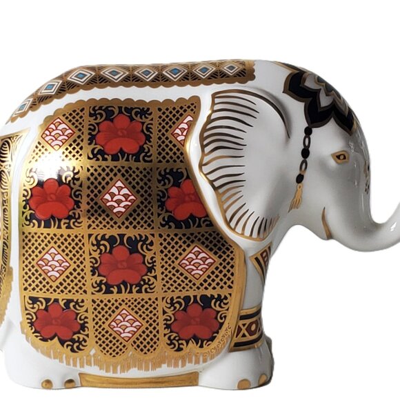 Royal Crown Derby Elephant Paperweight – Imari Pattern, Gold Stopper - Picture 3 of 13